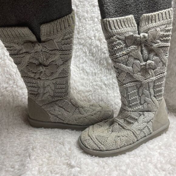 UGG kalla cable knit gray tall boots back suede fur footbed lining size 8